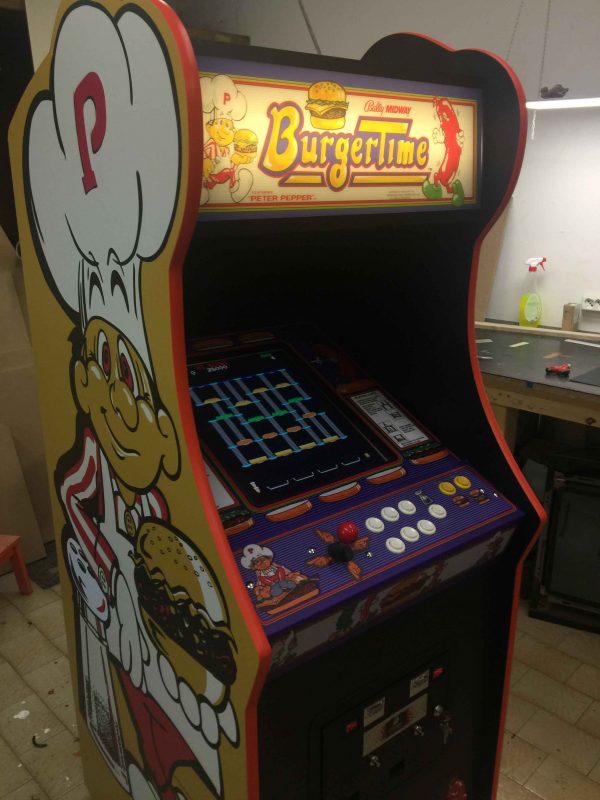 Burgertime,arcade,cabinet,Midway,bally,videogame,anni 80